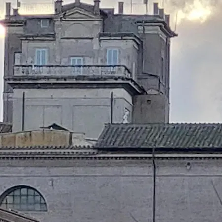 Vis Romae Luxury Apartman *