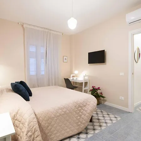 Apartment Vis Romae Luxury Rome