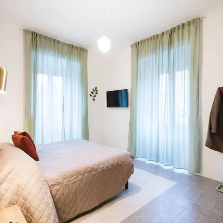 Apartment Vis Romae Luxury Rom